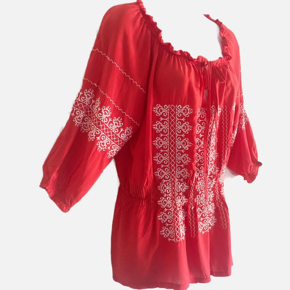 Dolce Cabo Boho Red & White Top Size Medium
